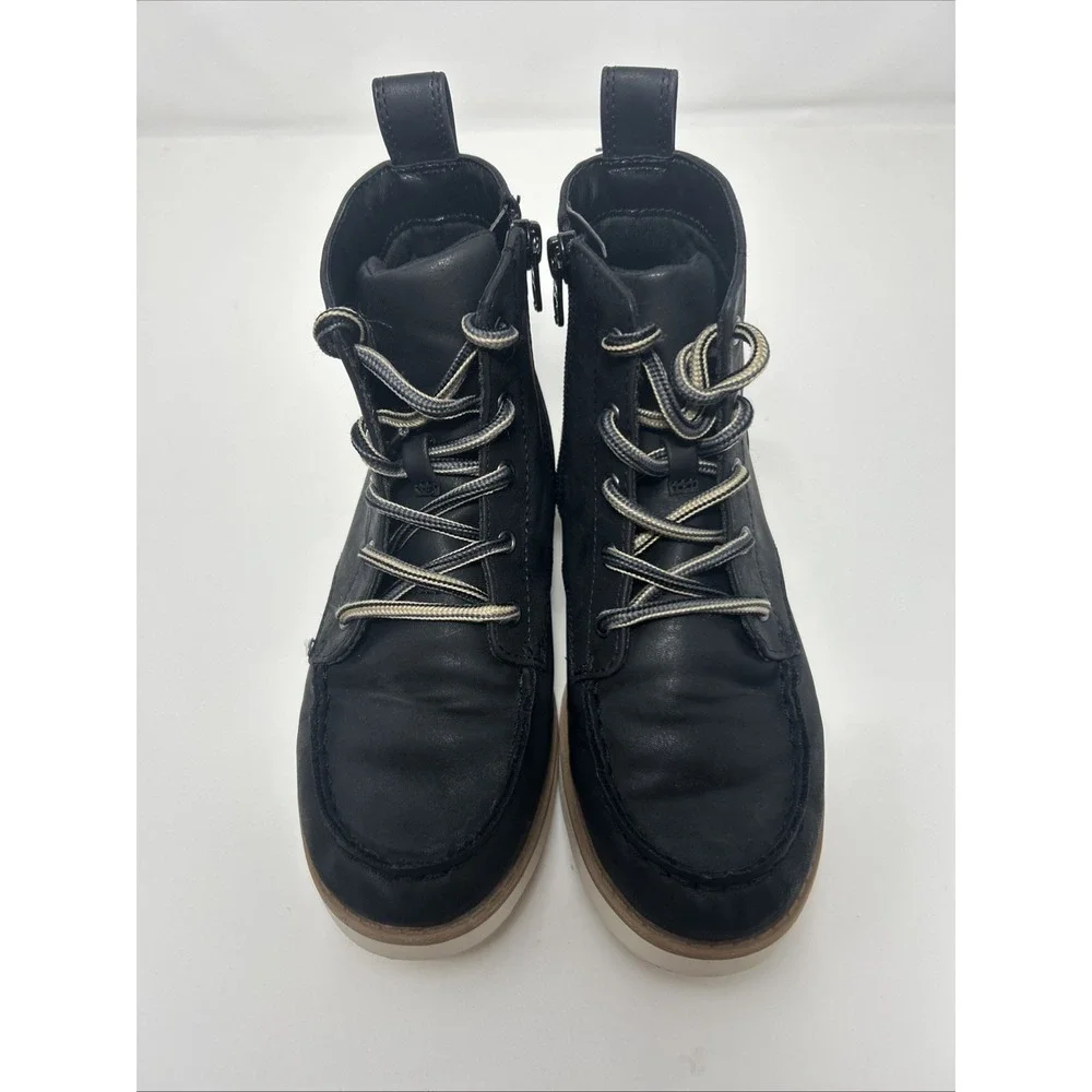 Cat & Jack Bosley Mock Toe Boots Kids Size‎ 1, Black/White Lace Up, Side Zipper